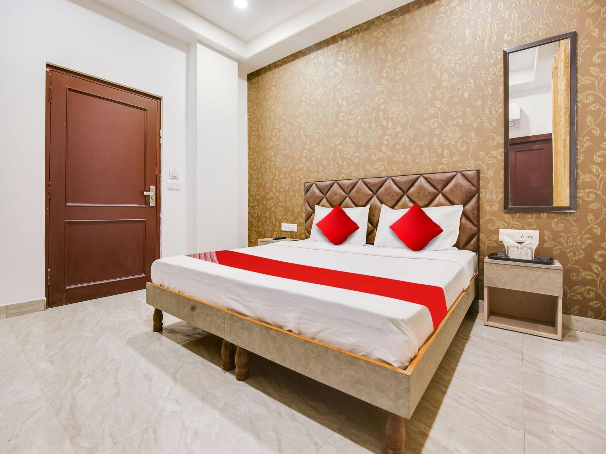 Hotel O Baran Classic Ludhiana Dış mekan fotoğraf