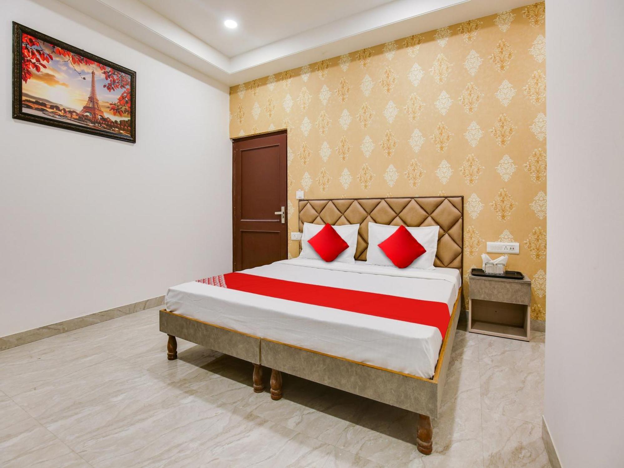 Hotel O Baran Classic Ludhiana Dış mekan fotoğraf