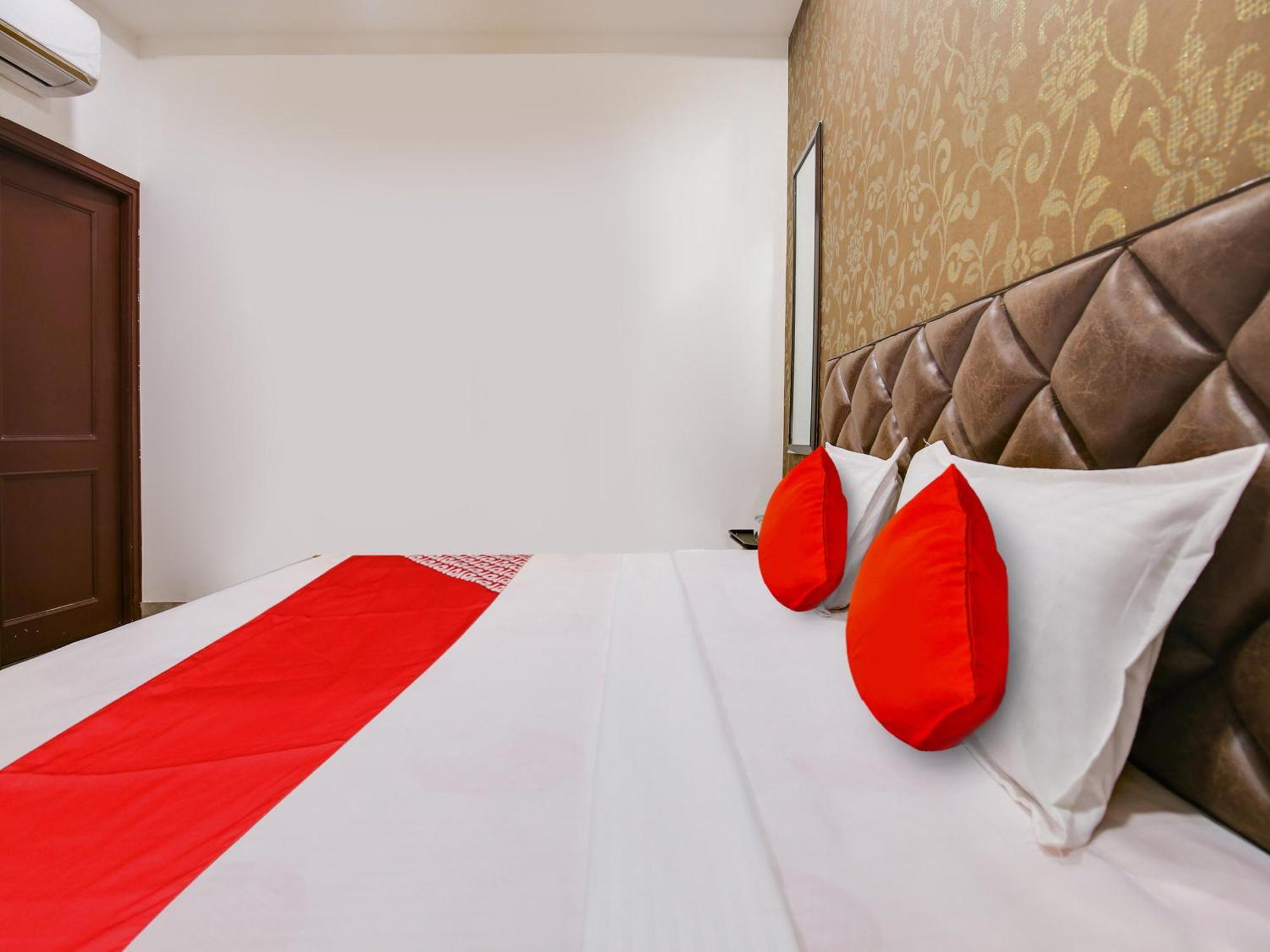 Hotel O Baran Classic Ludhiana Dış mekan fotoğraf