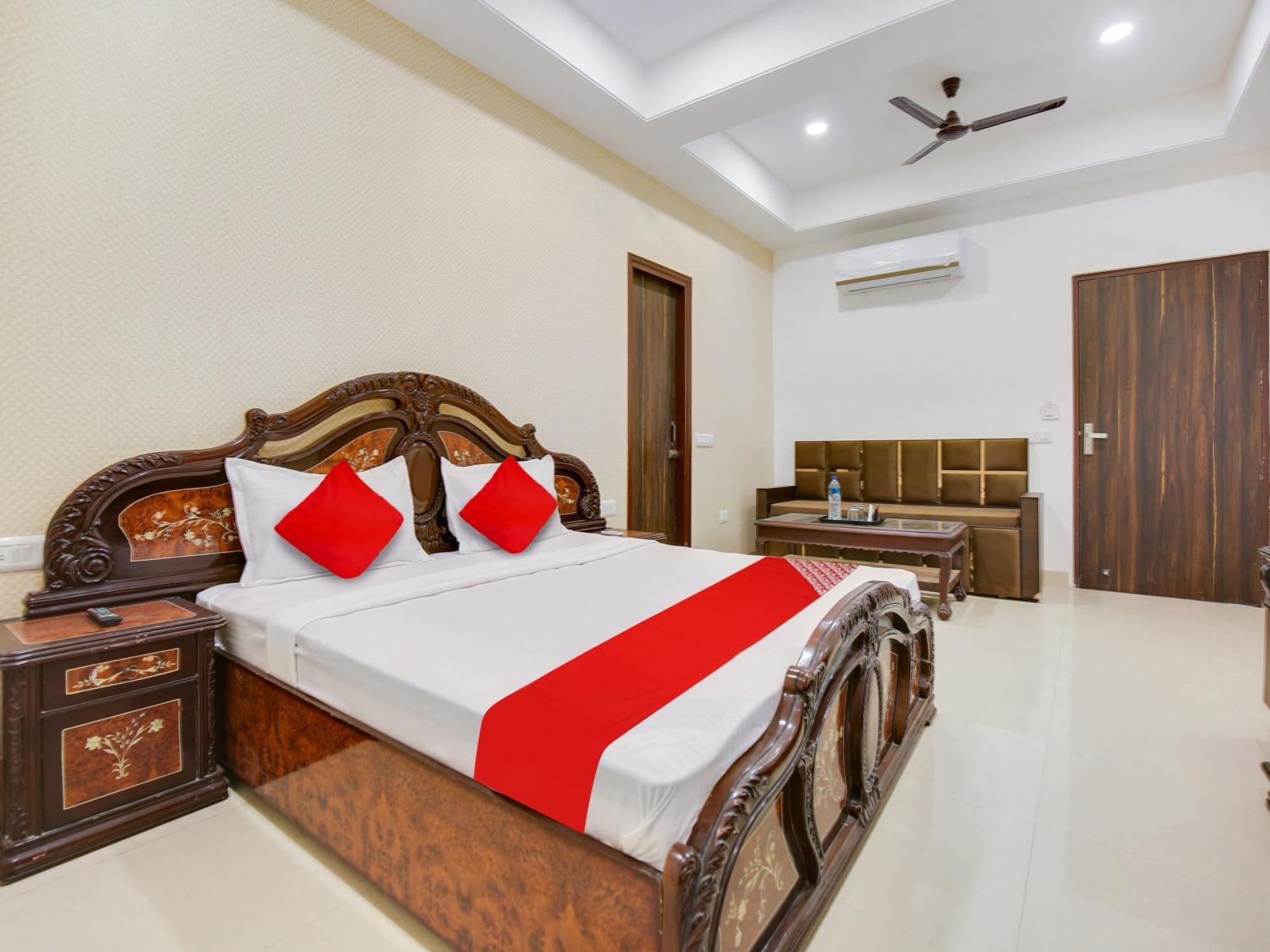 Hotel O Baran Classic Ludhiana Dış mekan fotoğraf